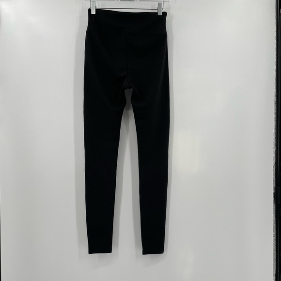 Assets Red Hot Label By Spanx Leggings Sz M - Picture 1 of 7